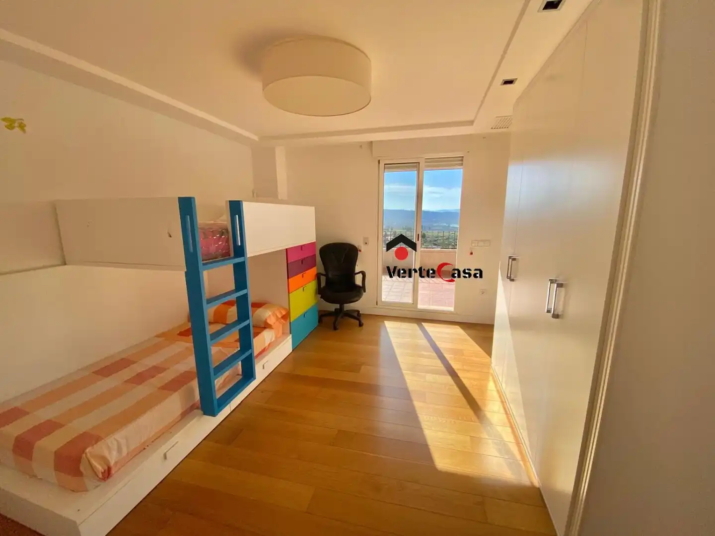 Schlafzimmer von Haus oder Chalet zum Verkauf in Alzira mit Klimaanlage, Heizung und Parkett