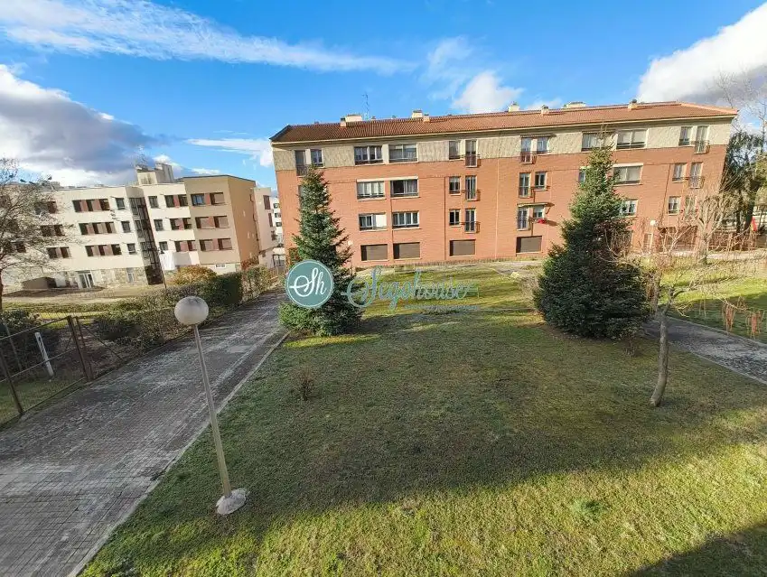 Exterior view of Flat for sale in Segovia  with Heating, Parquet flooring and Terrace