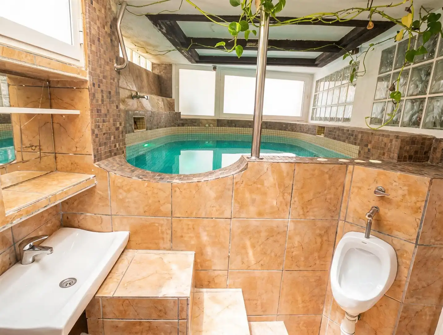 Swimming pool of Houses for rent in Huétor Vega  with Air Conditioner, Heating and Private garden