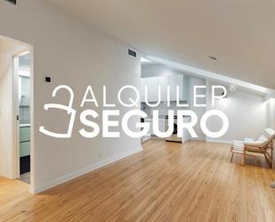 Sala d'estar de Pis de lloguer en  Madrid Capital amb Aire condicionat i Calefacció