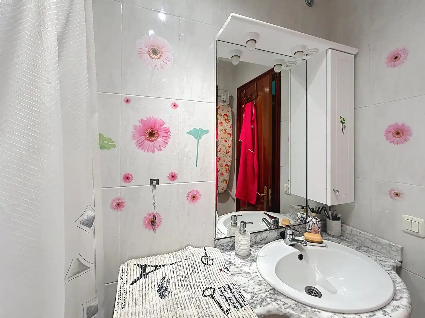 Baño de Piso en venta en Padrón con Calefacción, Terraza y Balcón