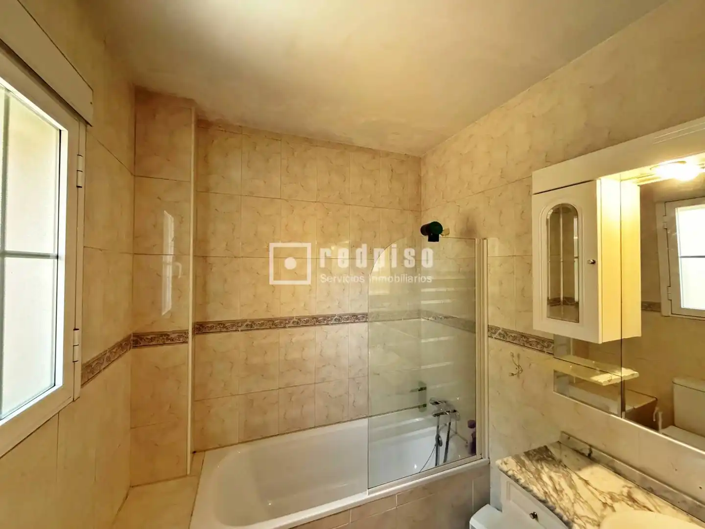 Baño de Casa o chalet en venta en Alovera con Calefacción, Terraza y Trastero