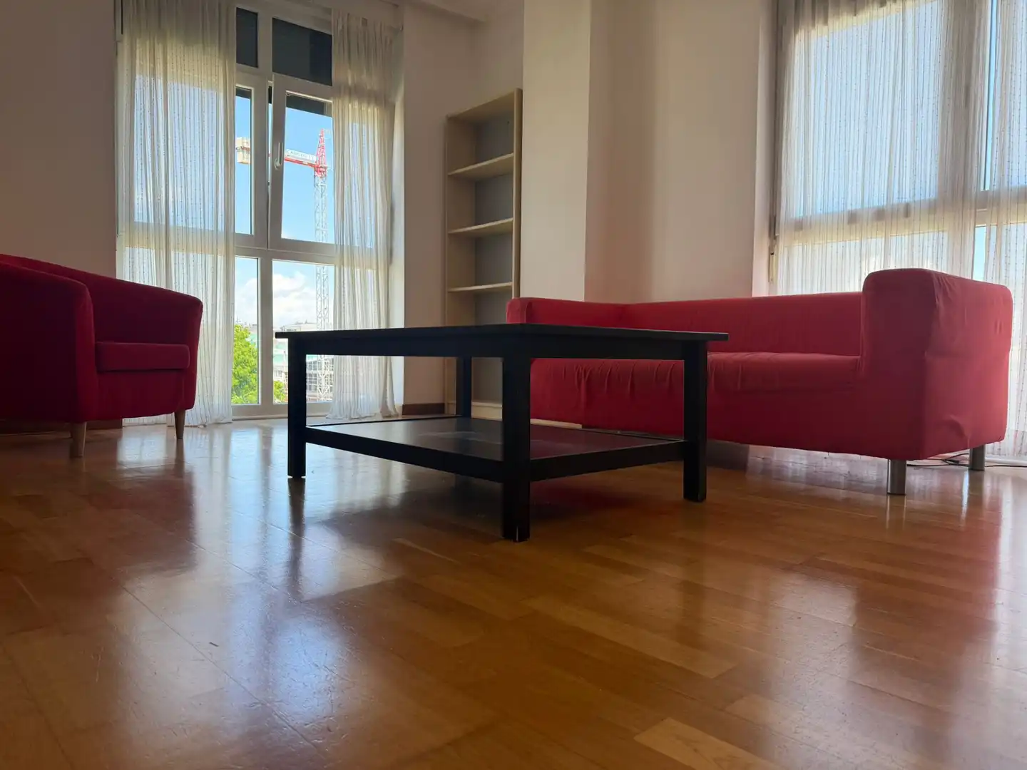 Sala d'estar de Apartament de lloguer en Lugo amb Calefacció, Parquet i Traster