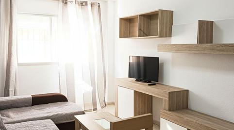 Photo 3 of Flat to rent in Torre de Benagalbón, Málaga