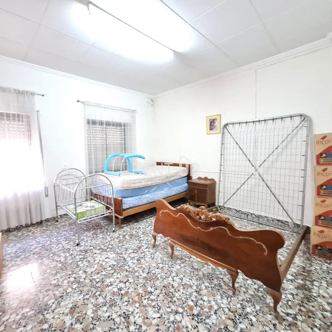 Habitación de Casa o chalet en venta en L'Alcúdia de Crespins con Terraza y Trastero