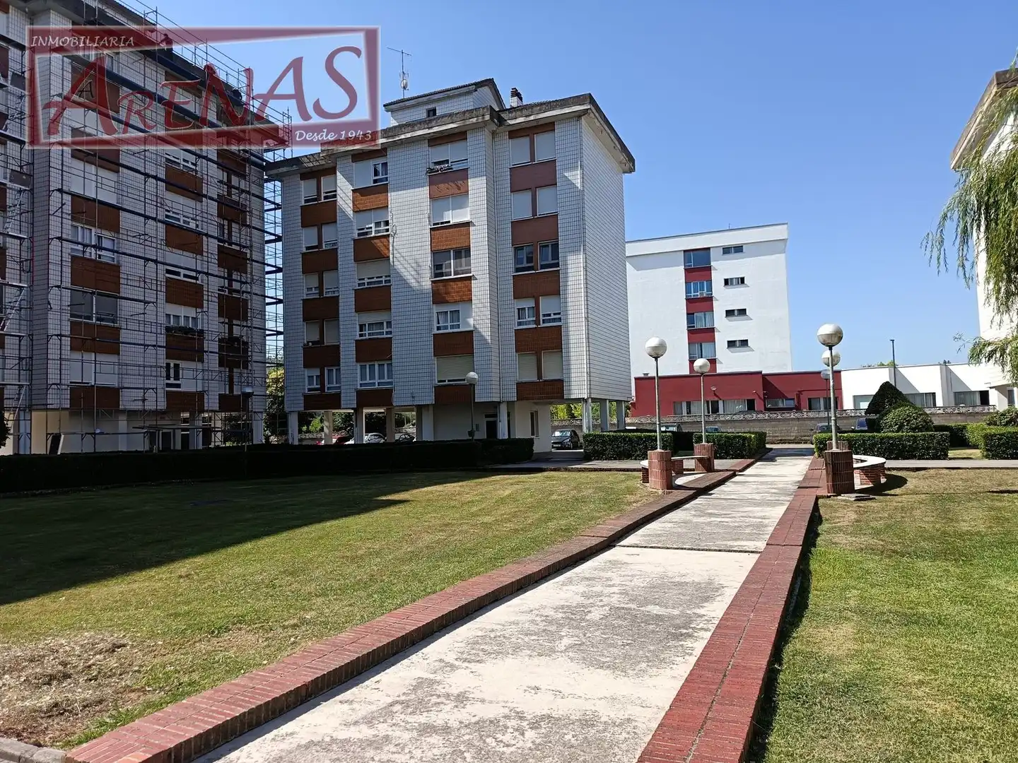 Exterior view of Flat for sale in Laredo  with Heating, Private garden and Furnished