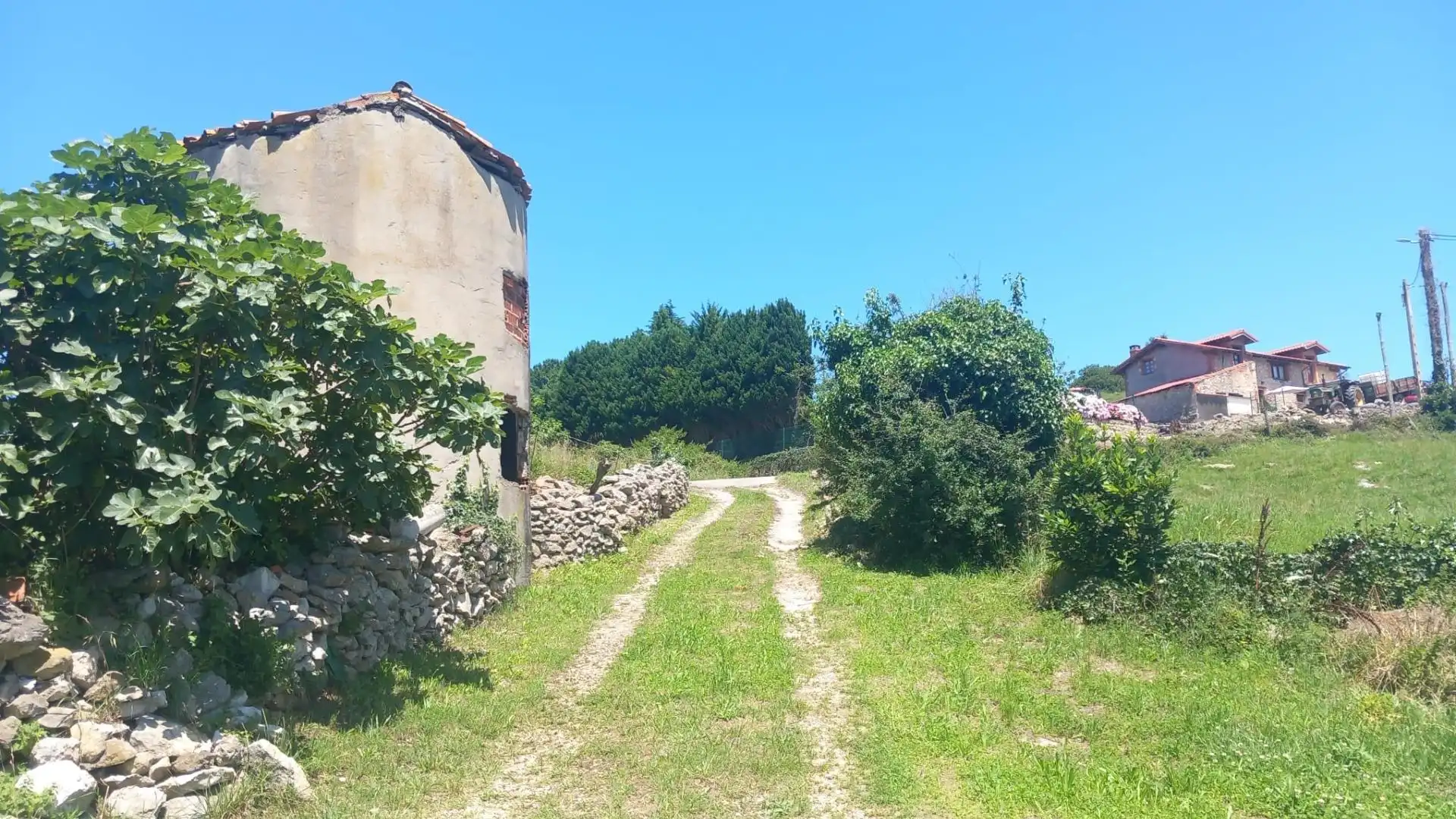 Houses for sale in Santillana del Mar  with Private garden, Storage room and Balcony
