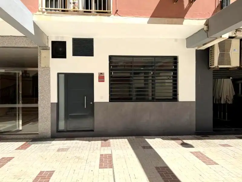 Exterior view of Flat for rent in Málaga  with Air Conditioner, Heating and Furnished