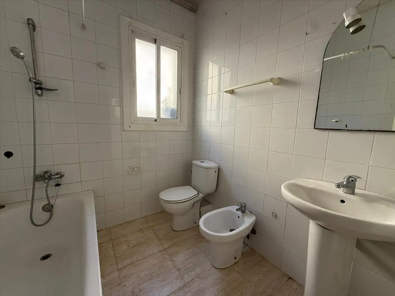 Flat for sale in Sants Celi I Rustic, imagen 6