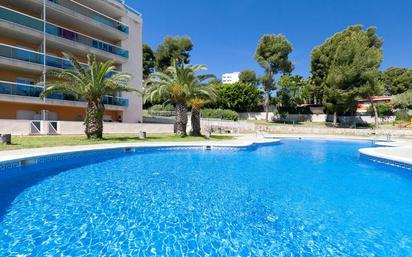 Swimming pool of Flat for sale in Salou  with Air Conditioner, Terrace and Community pool