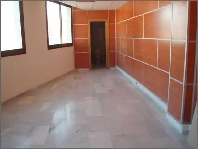 Oficina de alquiler en Montcada i Reixac