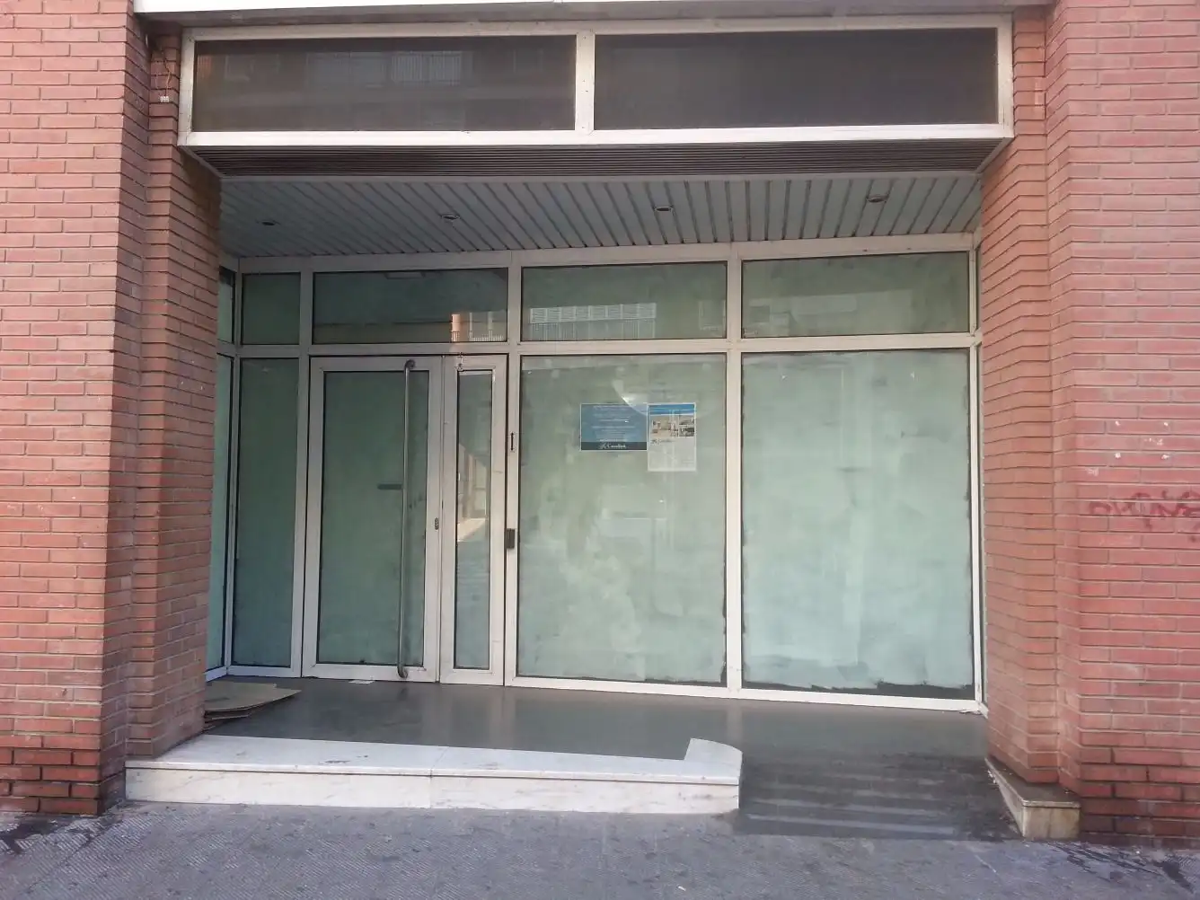 Geschaftsraum zur Miete in Lleida mit Klimaanlage und Heizung