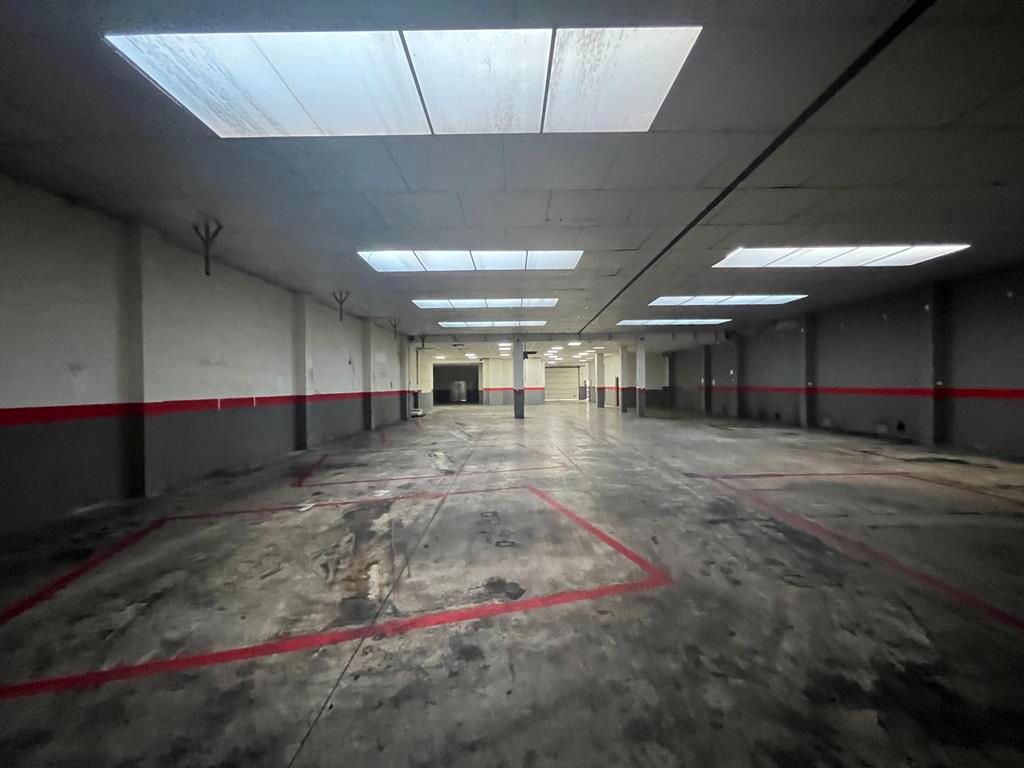 Local en venda a Calle Juan de Toledo, 19, Industria