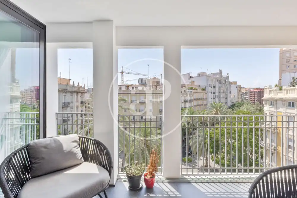 Exterior view of Flat for rent in Valencia  with Air Conditioner, Heating and Terrace
