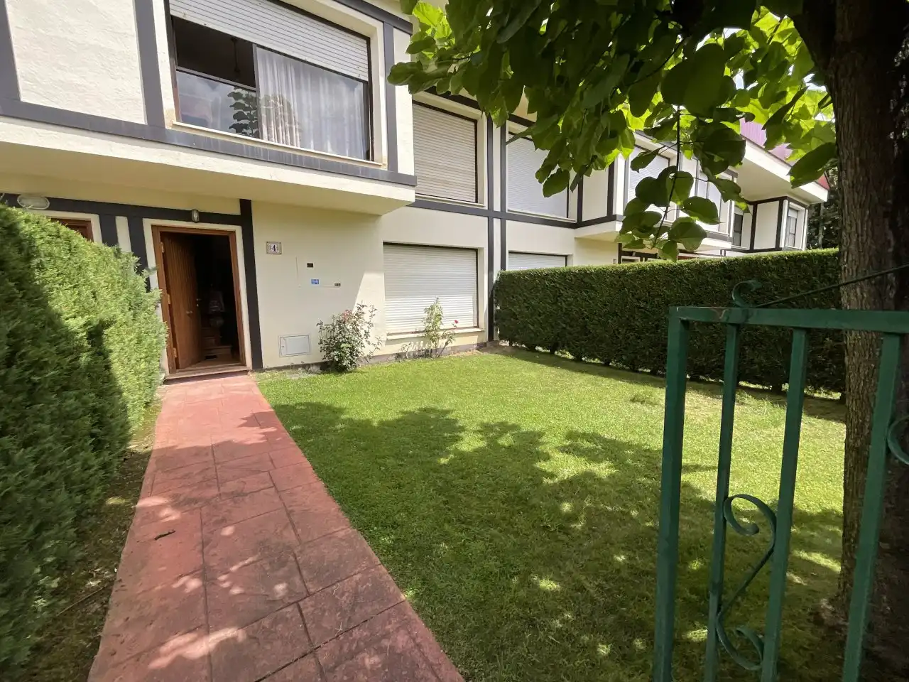 Adossat amb piscina en venda a Avenida de Haro, imagen 67