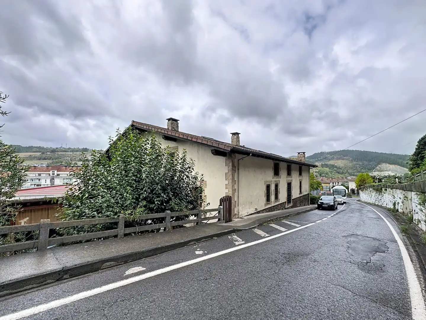 Vista exterior de Dúplex en venta en Aretxabaleta con Calefacción