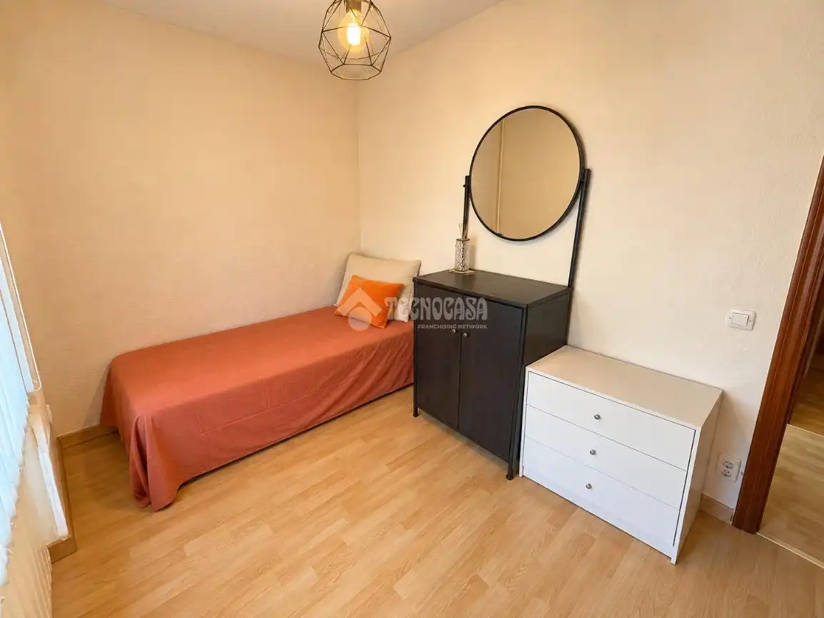 Bedroom of Flat for sale in Leganés