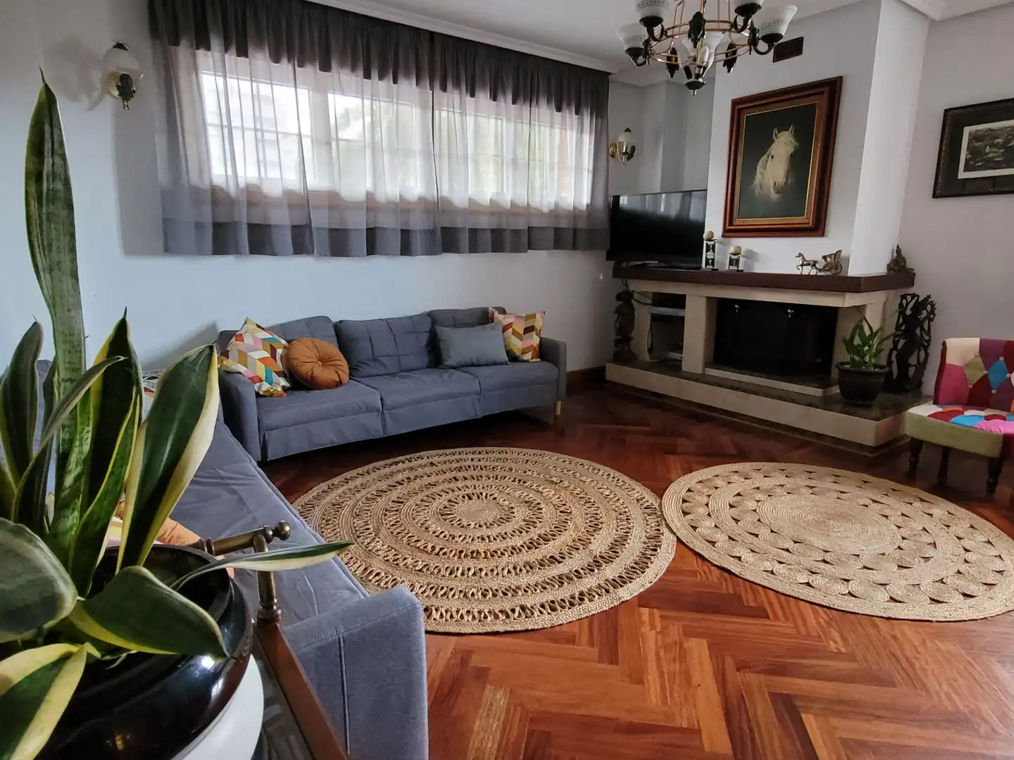 Sala de estar de Casa o chalet de alquiler en Castro-Urdiales con Calefacción, Jardín privado y Parquet
