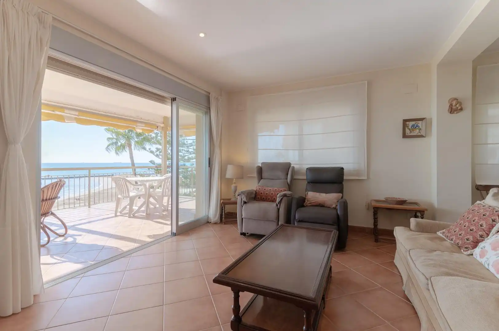 Apartamento con ascensor en venta en Passeig Marítimo Bernat Artola 30, imagen 16