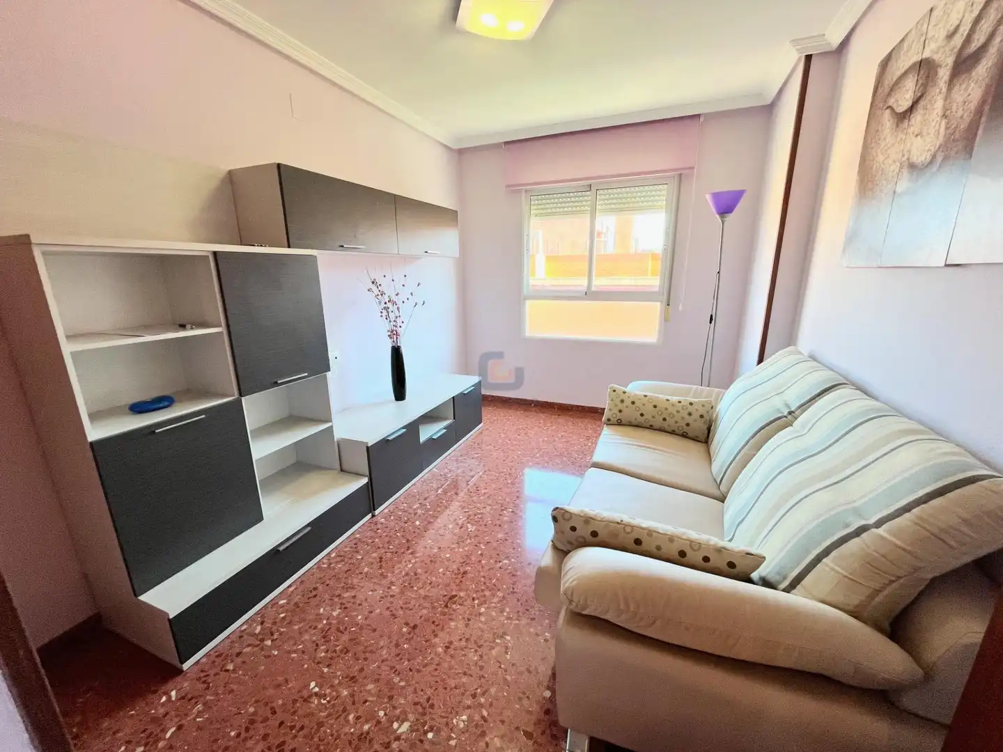 Sala de estar de Piso en venta en Alicante / Alacant con Jardín privado, Terraza y Piscina comunitaria