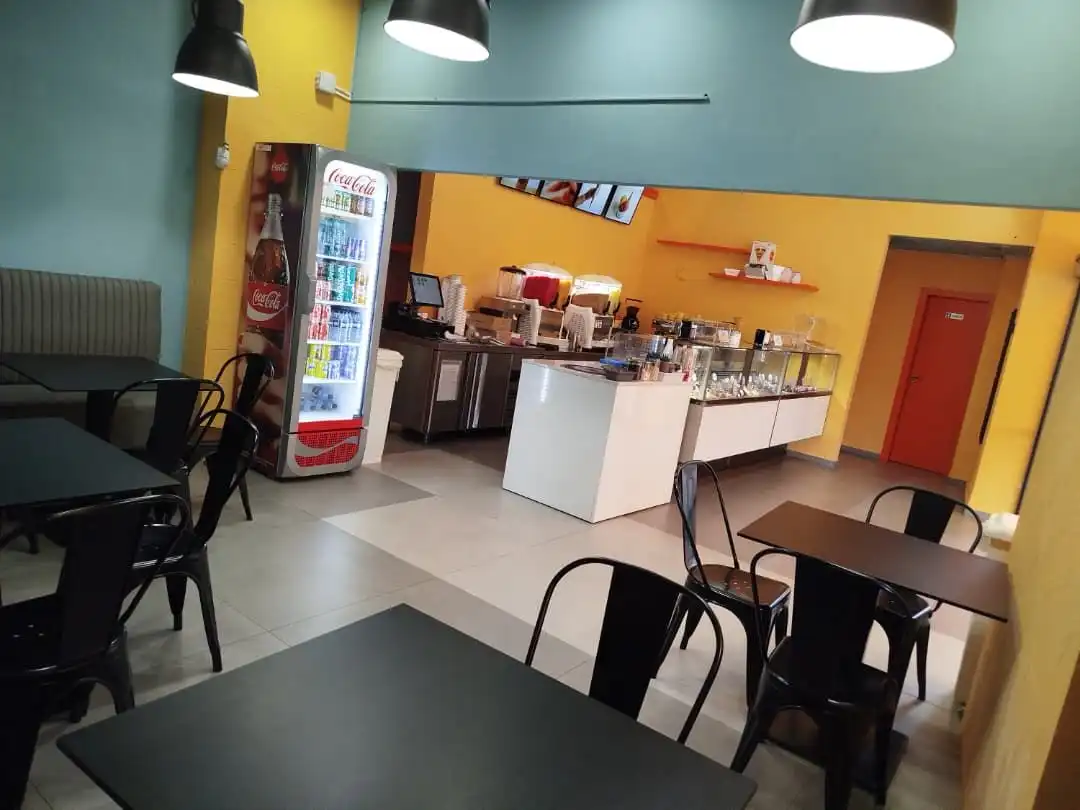 Business premises for transfer in calle la via 53, imagen 4