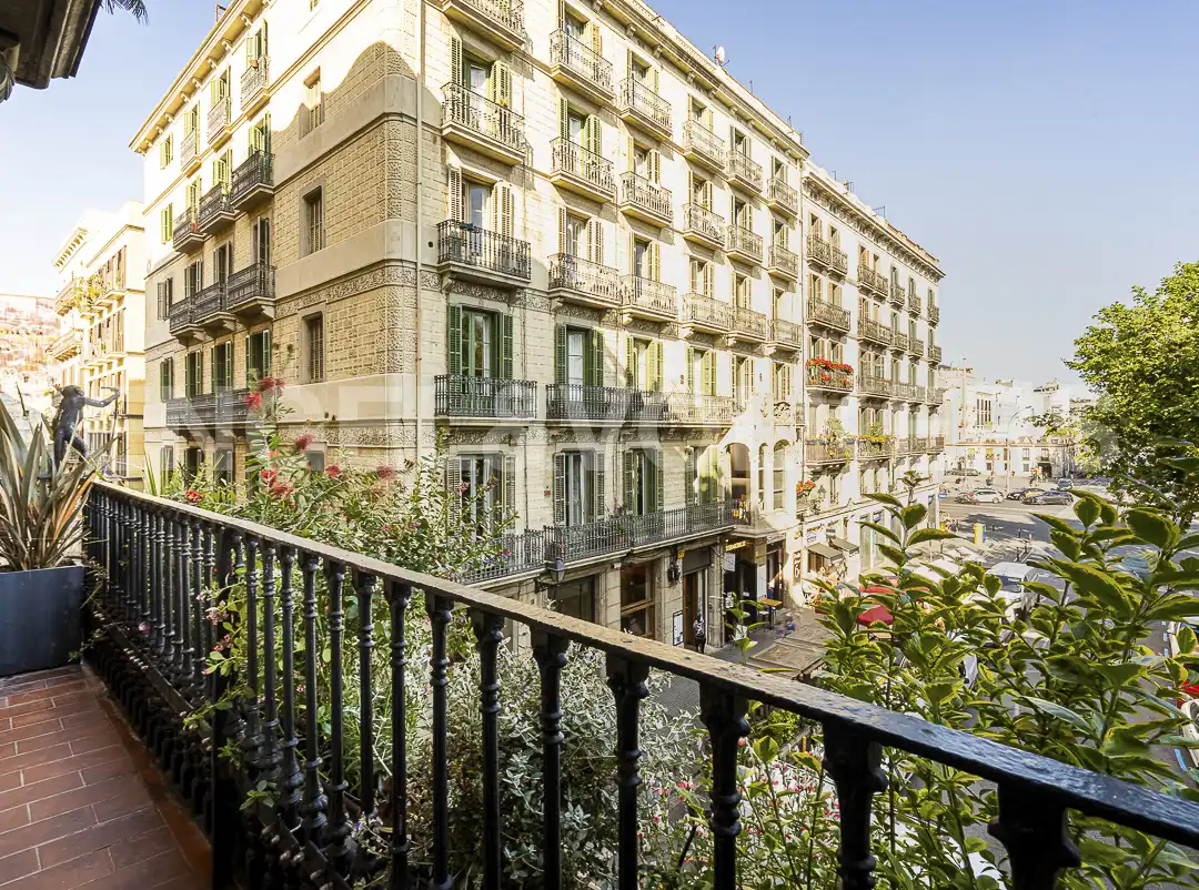 Vista exterior de Piso de alquiler en Barcelona con Aire acondicionado, Calefacción y Parquet