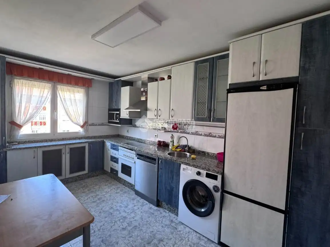 Cocina de Piso en venta en León Capital  con Calefacción, Parquet y Terraza