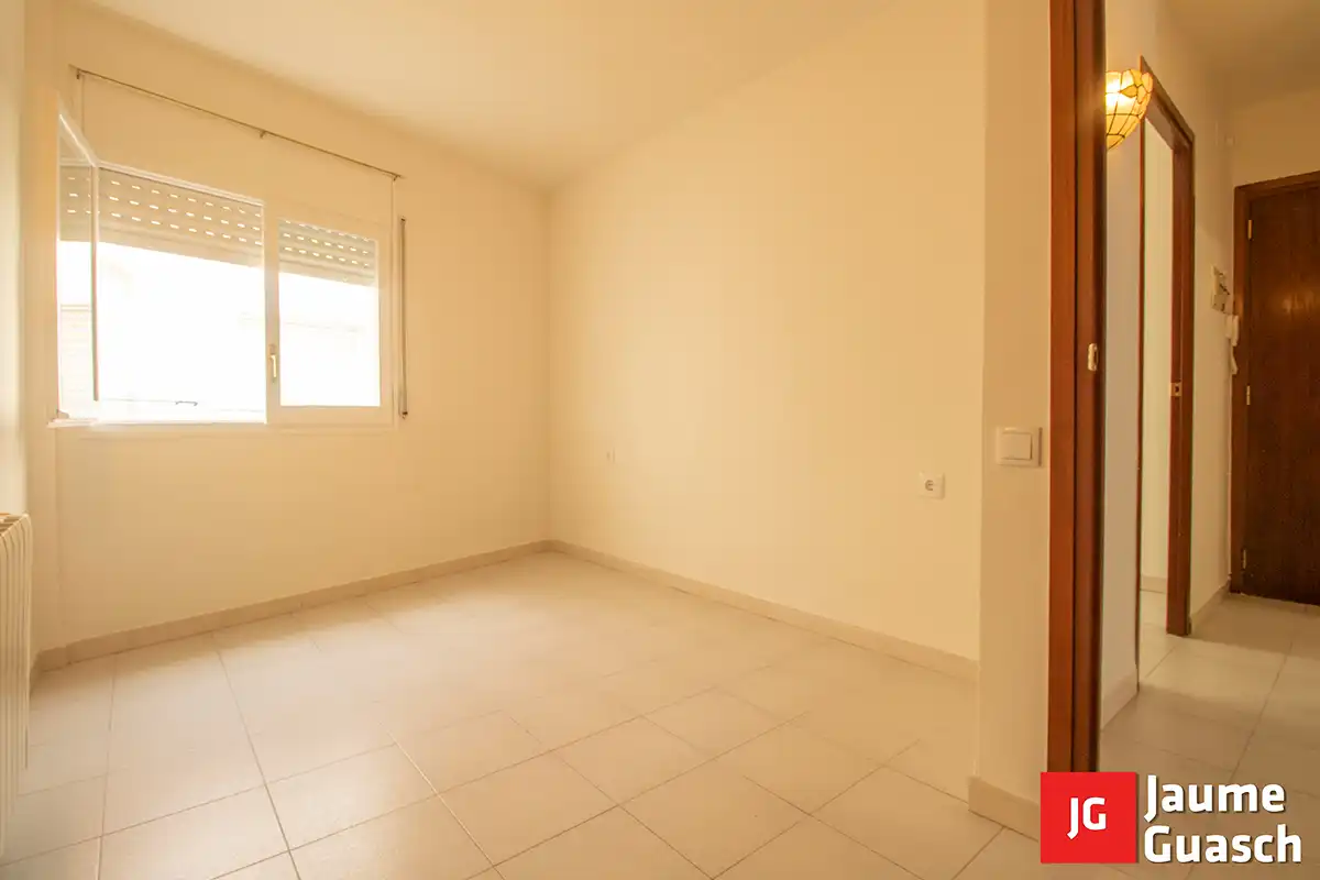 Habitación de Piso en venta en Torredembarra con Calefacción, Terraza y Trastero