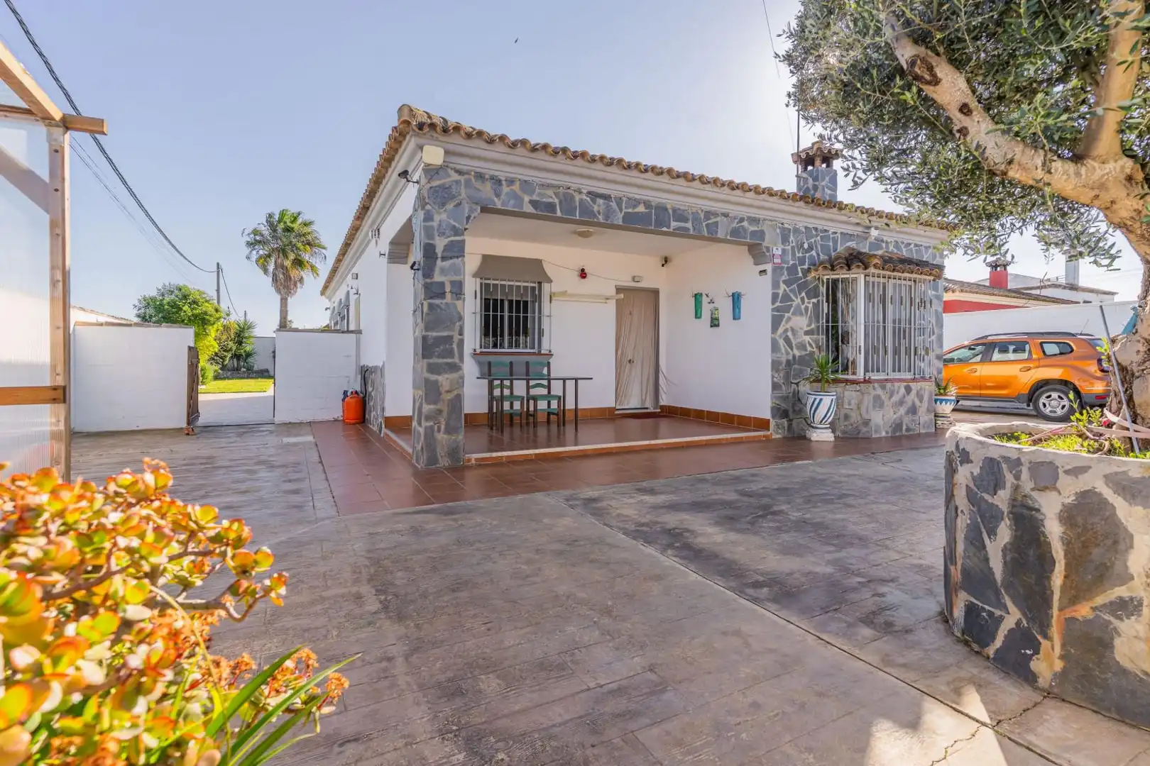 Jardí de Casa o xalet en venda en Chiclana de la Frontera amb Jardí privat, Terrassa i Piscina
