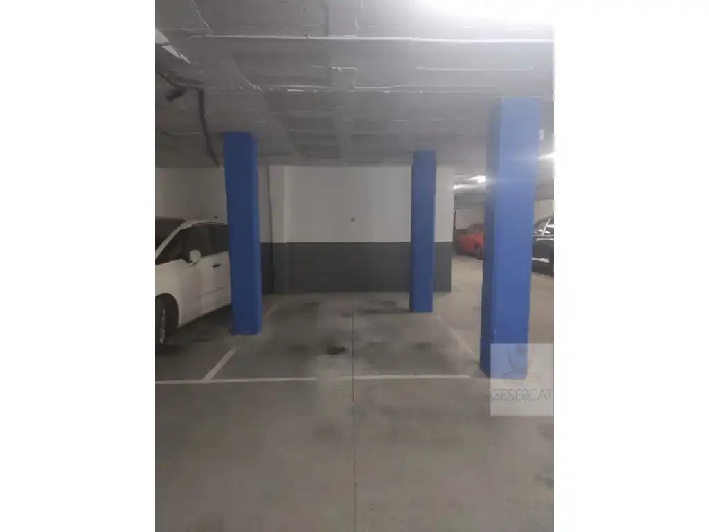 Einzelparkplatz zum Verkauf in Calle Francesc Macia