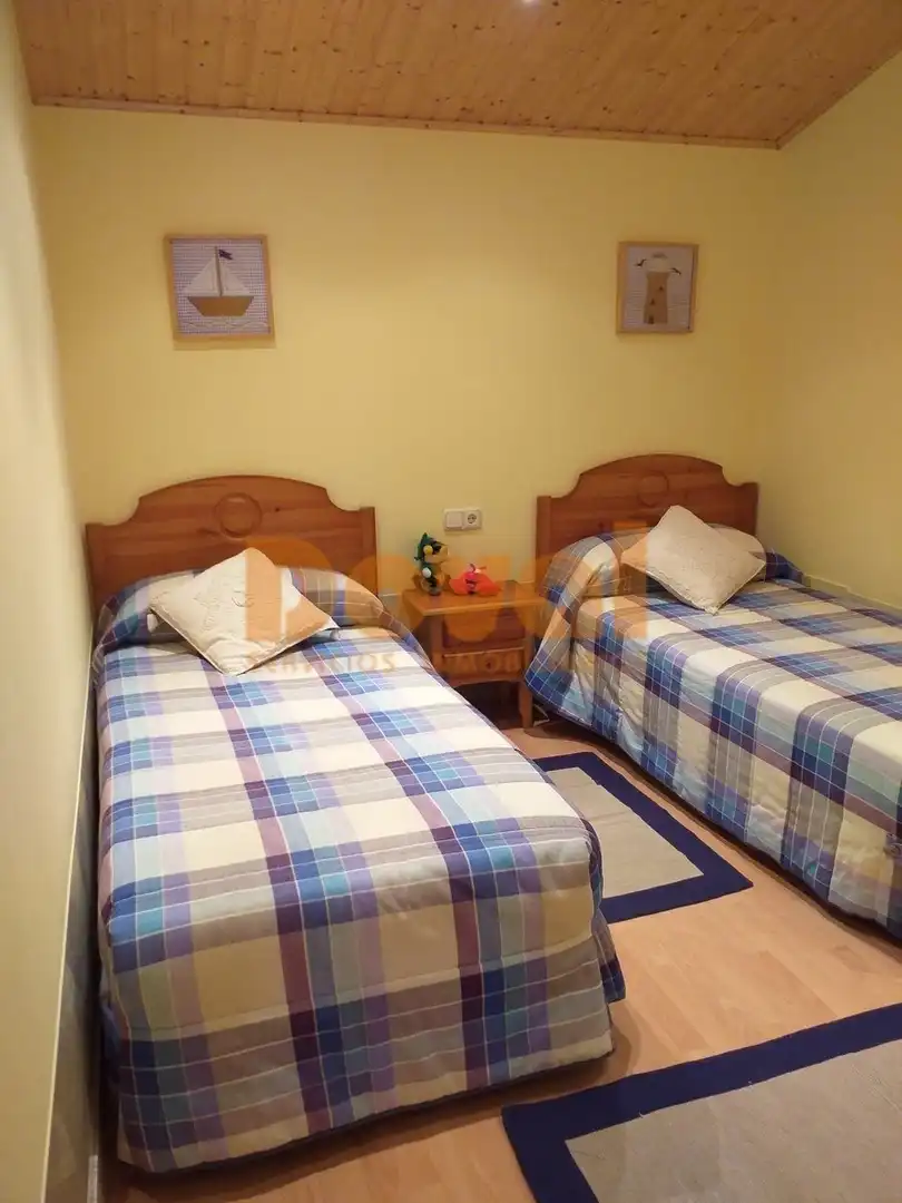 Habitación de Casa o chalet de alquiler en Nigrán con Calefacción, Jardín privado y Trastero