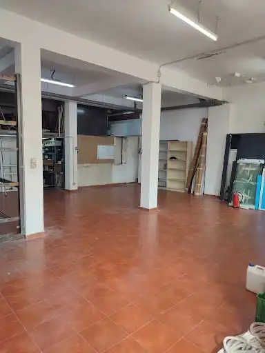 Local en venta en Almería