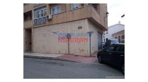 Local en calle Genaro Cajal