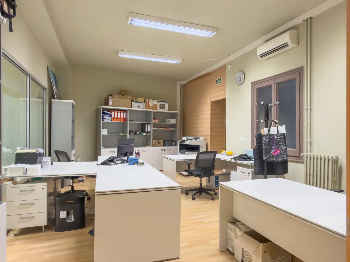Office for rent in Barcelona  with Air Conditioner, Heating and Internet