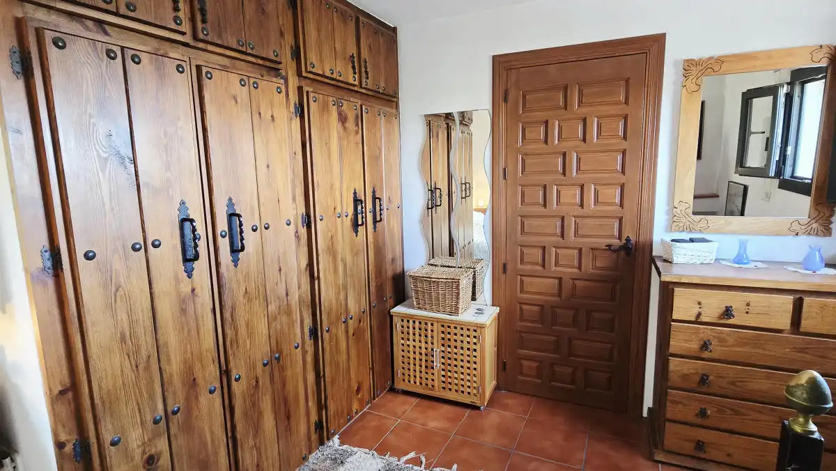 Casa rústica amb jardí en venda a Cómpeta, imagen 27