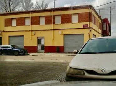 Mixt residencial en venda a Armunia