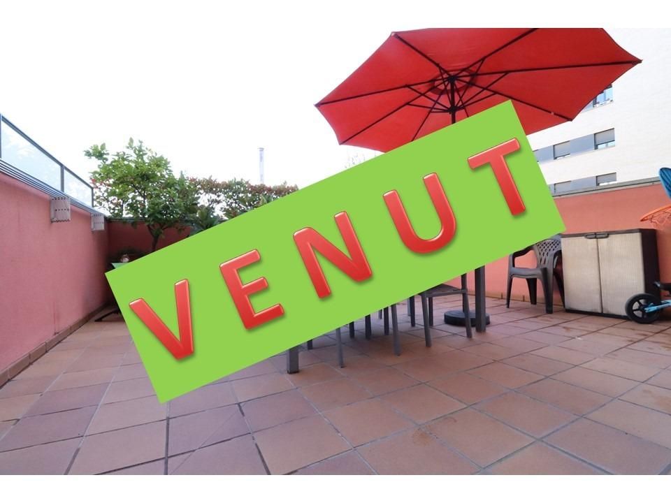Flat for sale in Barberà del Vallès  with Air Conditioner, Heating and Private garden