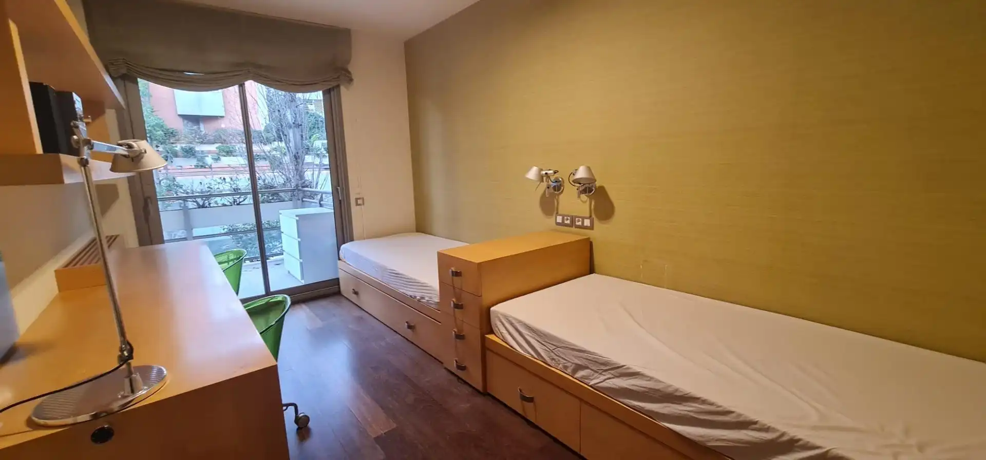 Dormitori de Pis en venda en Barcelona amb Aire condicionat, Calefacció i Jardí privat