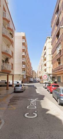 Local comercial en Venta en Calle DAOIZ en Centro Puerto