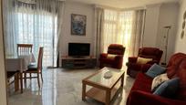 Living room of Flat to rent in  Granada Capital  with Terrace and Balcony