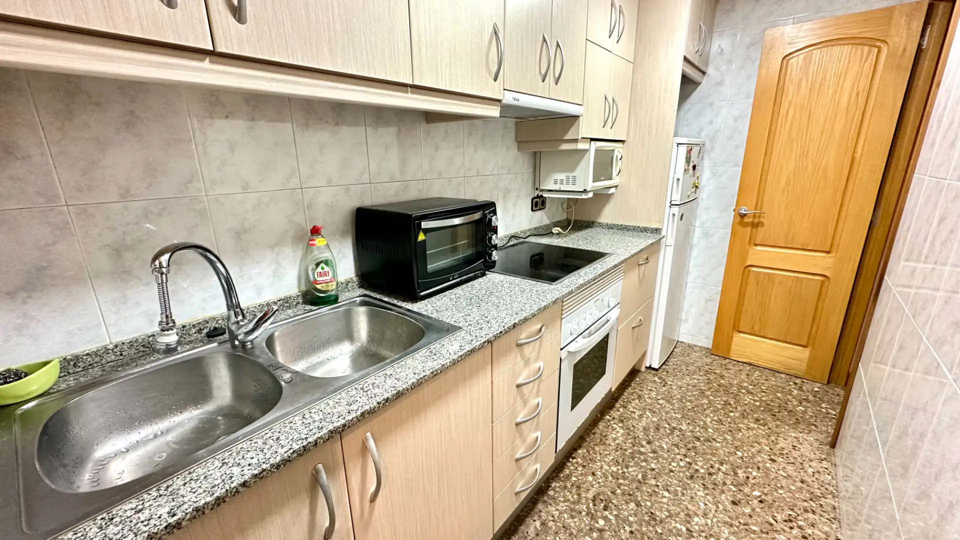 Cocina de Piso en venta en Cerdanyola del Vallès con Aire acondicionado, Calefacción y Horno