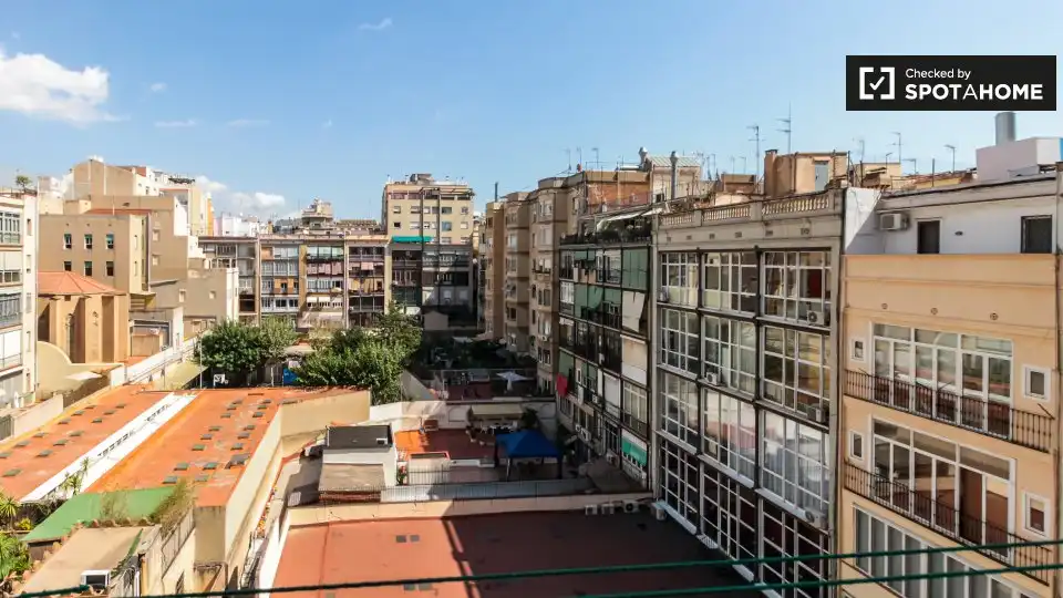 Appartamento con terrazza in affitto a Eixample, imagen 15