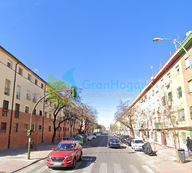 Exterior view of Flat for sale in  Sevilla Capital  with Air Conditioner