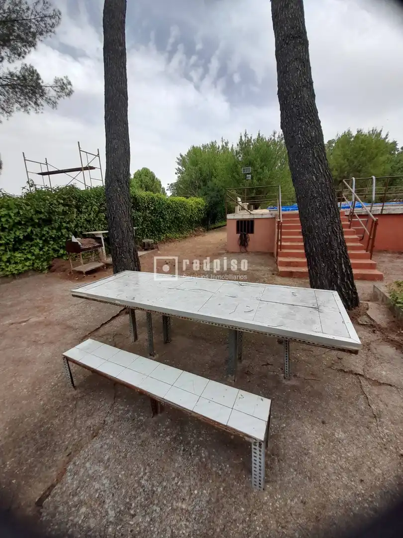 Terrassa de Casa o xalet en venda en Valdaracete amb Calefacció, Jardí privat i Terrassa