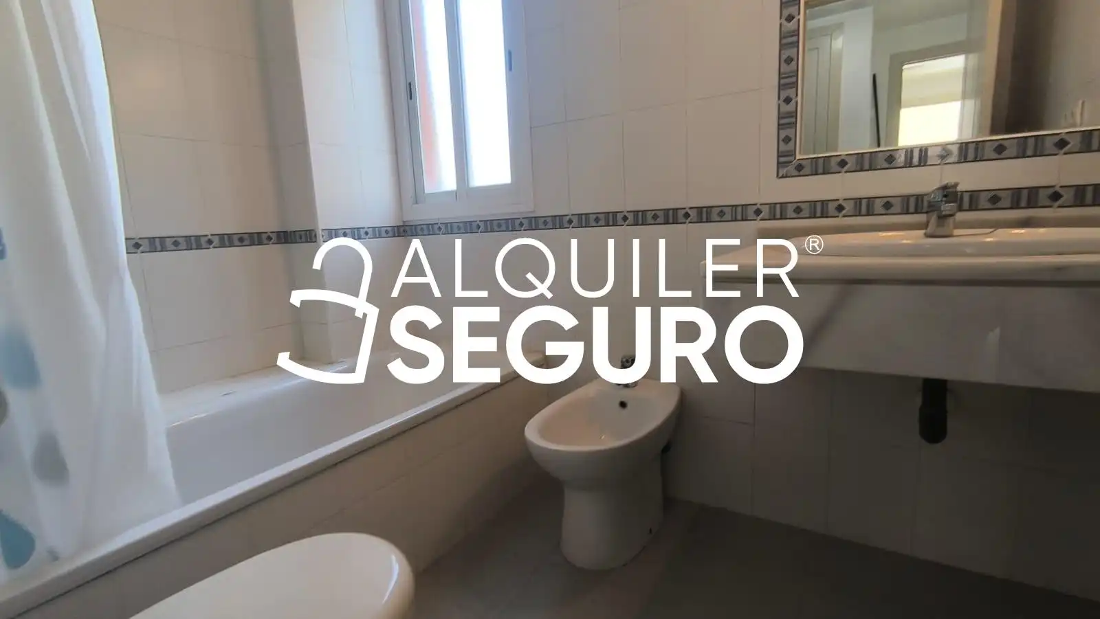 Baño de Casa o chalet de alquiler en Bormujos con Terraza
