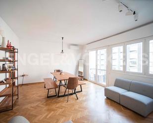 Apartament de lloguer a Francesc Cambo, Sant Pere, Sta. Caterina i la Ribera
