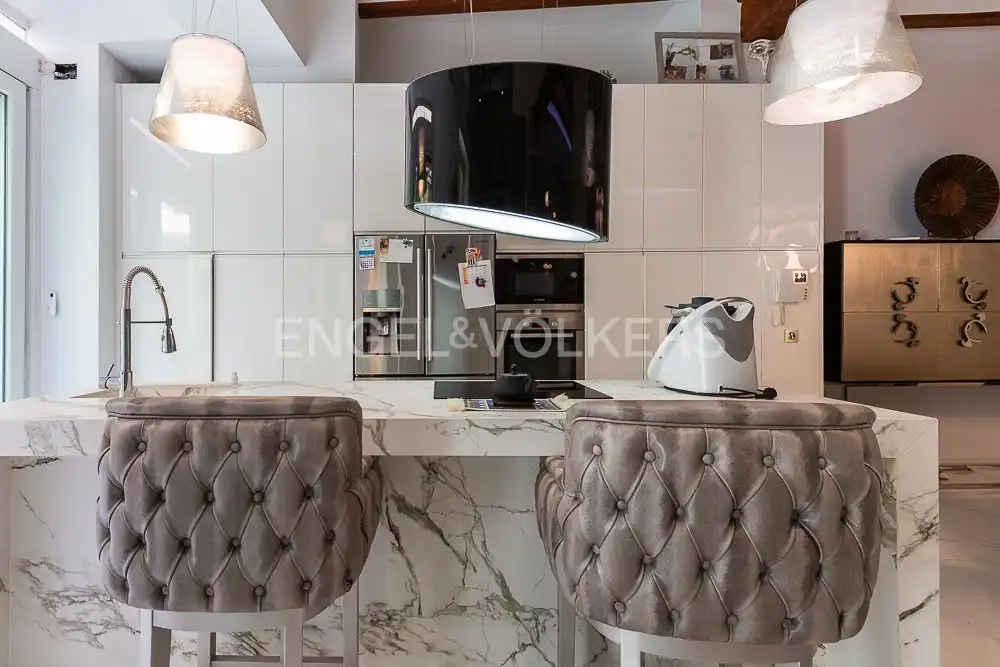 Cuina de Apartament de lloguer en Valencia amb Aire condicionat, Calefacció i Terrassa