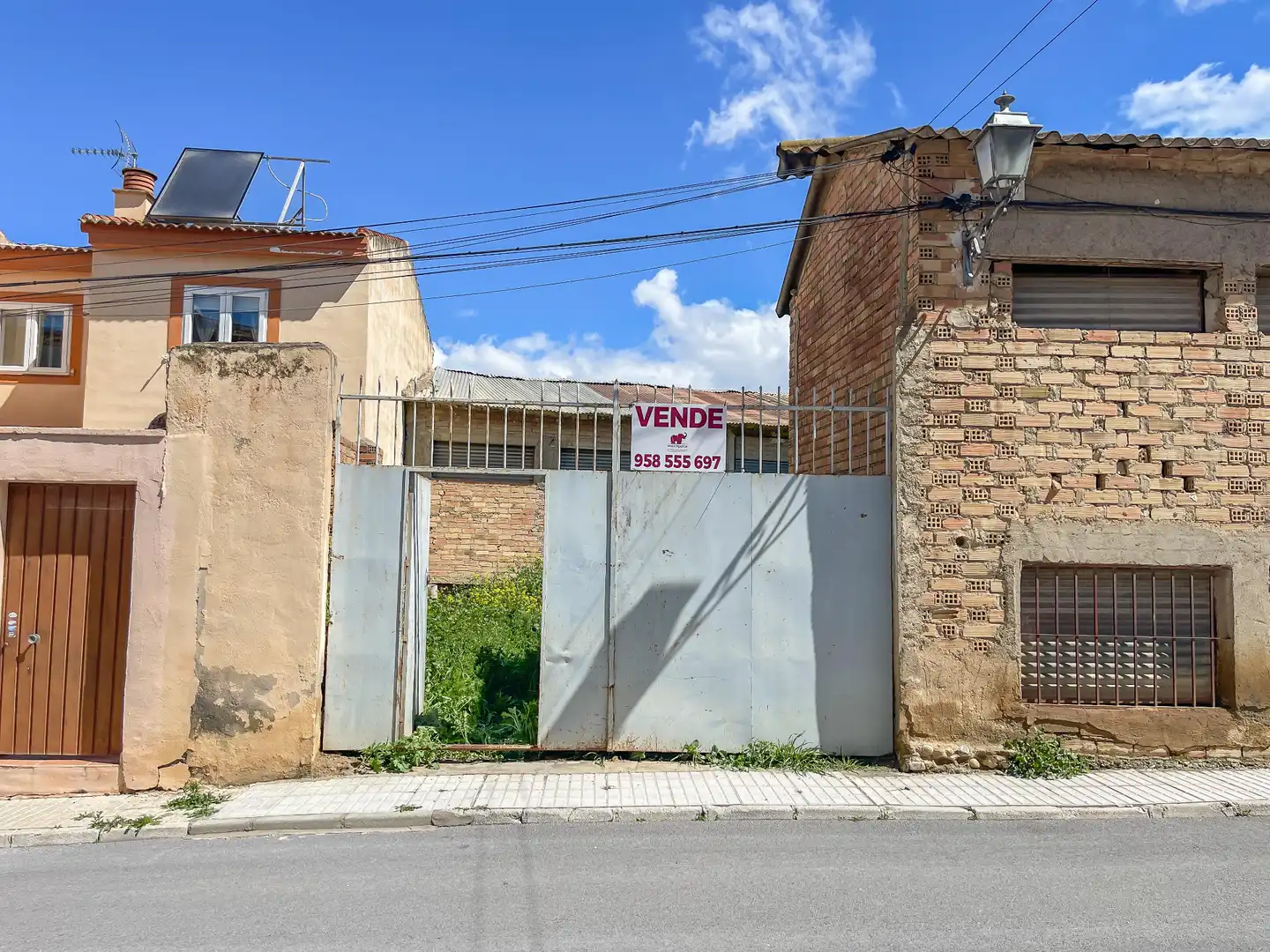 Vista exterior de Residencial en venta en Las Gabias