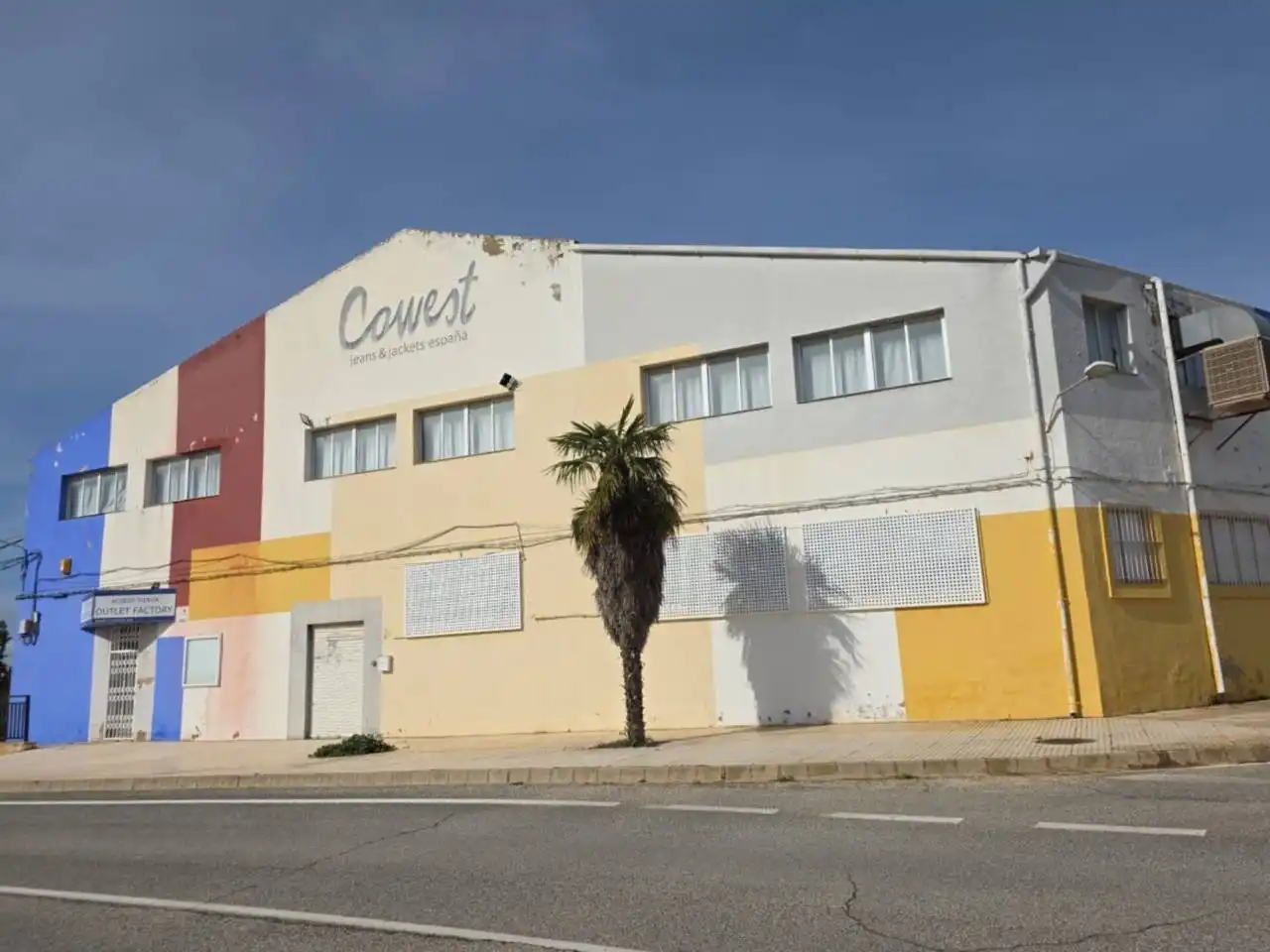 Vista exterior de Nave industrial en venta en Pozohondo