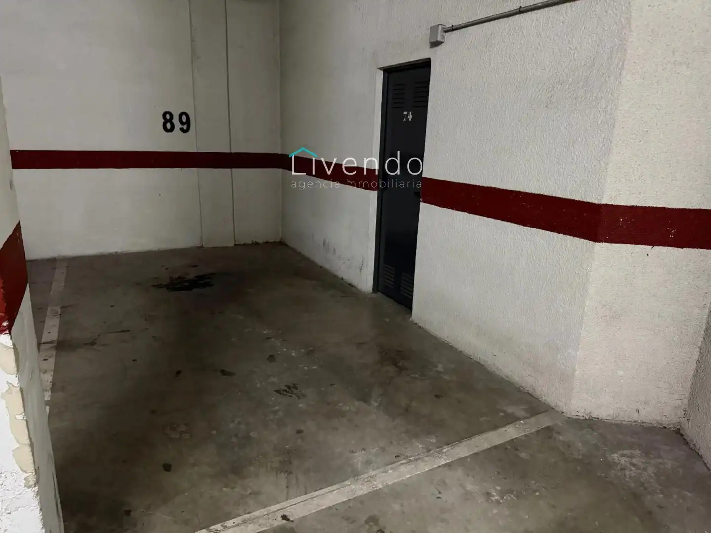Aparcament de Pis en venda en San Fernando amb Terrassa, Traster i Piscina